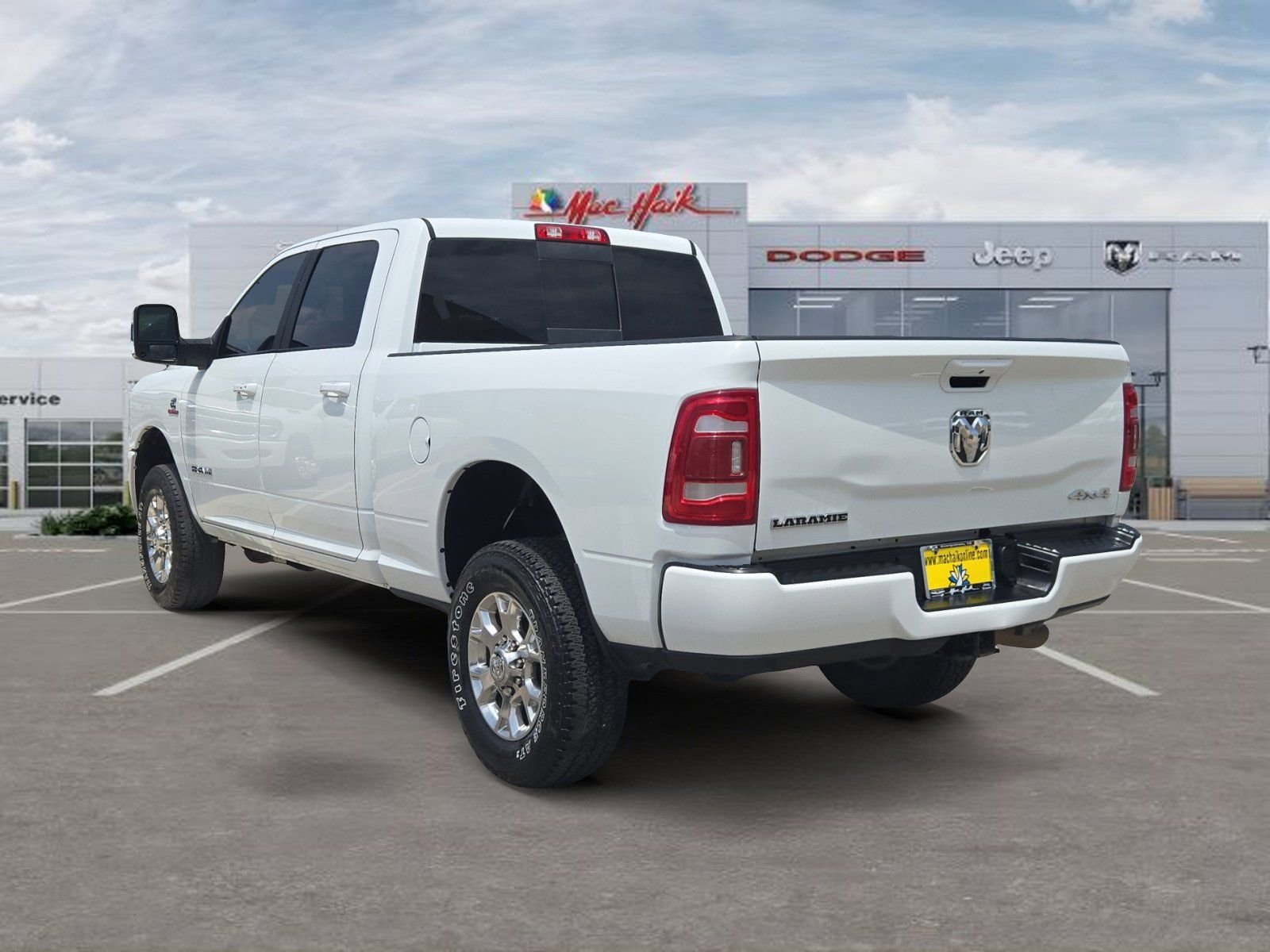 Used 2024 White Ram Laramie image 3