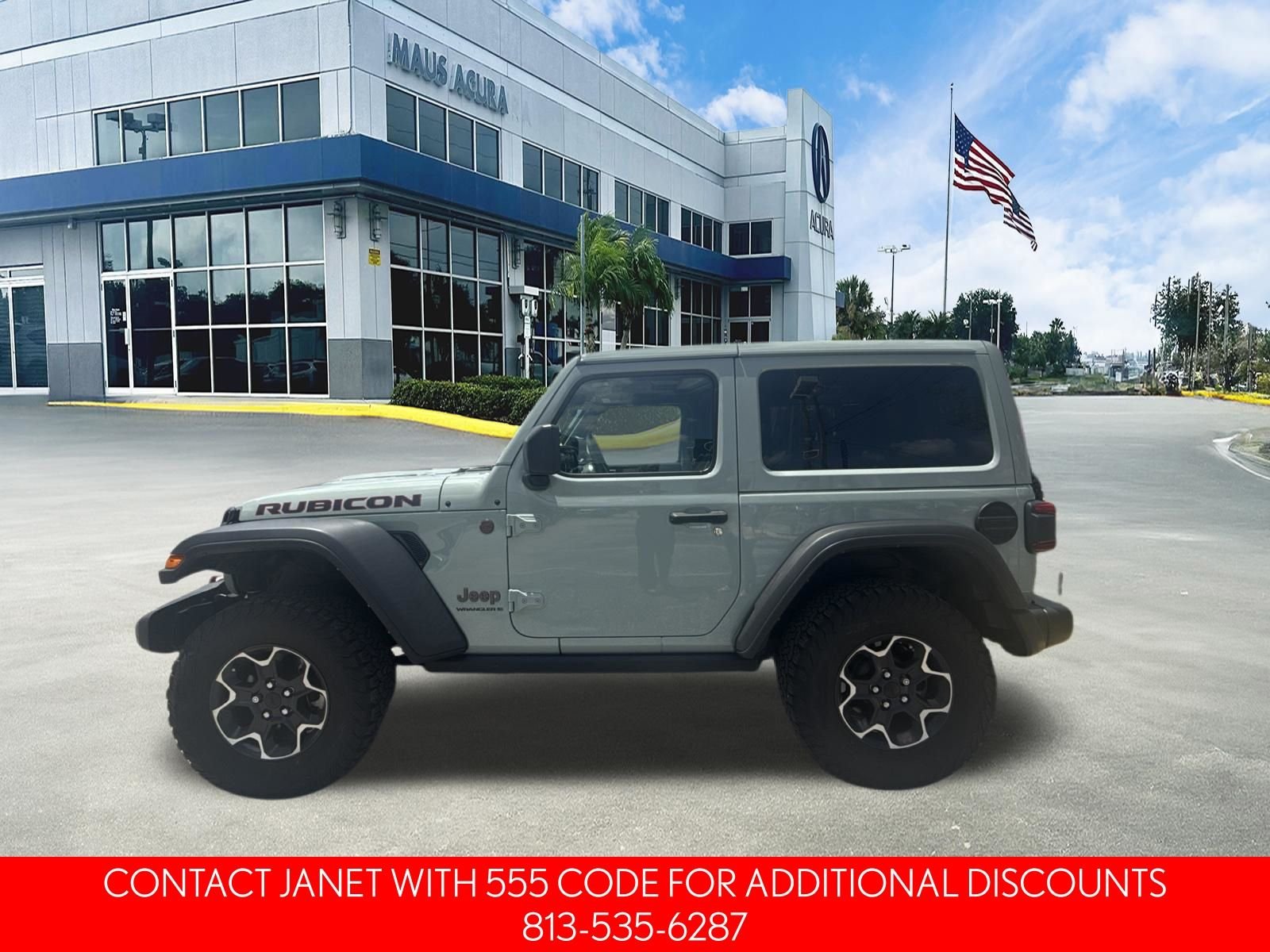 Used 2023 Gray Jeep Rubicon image 3