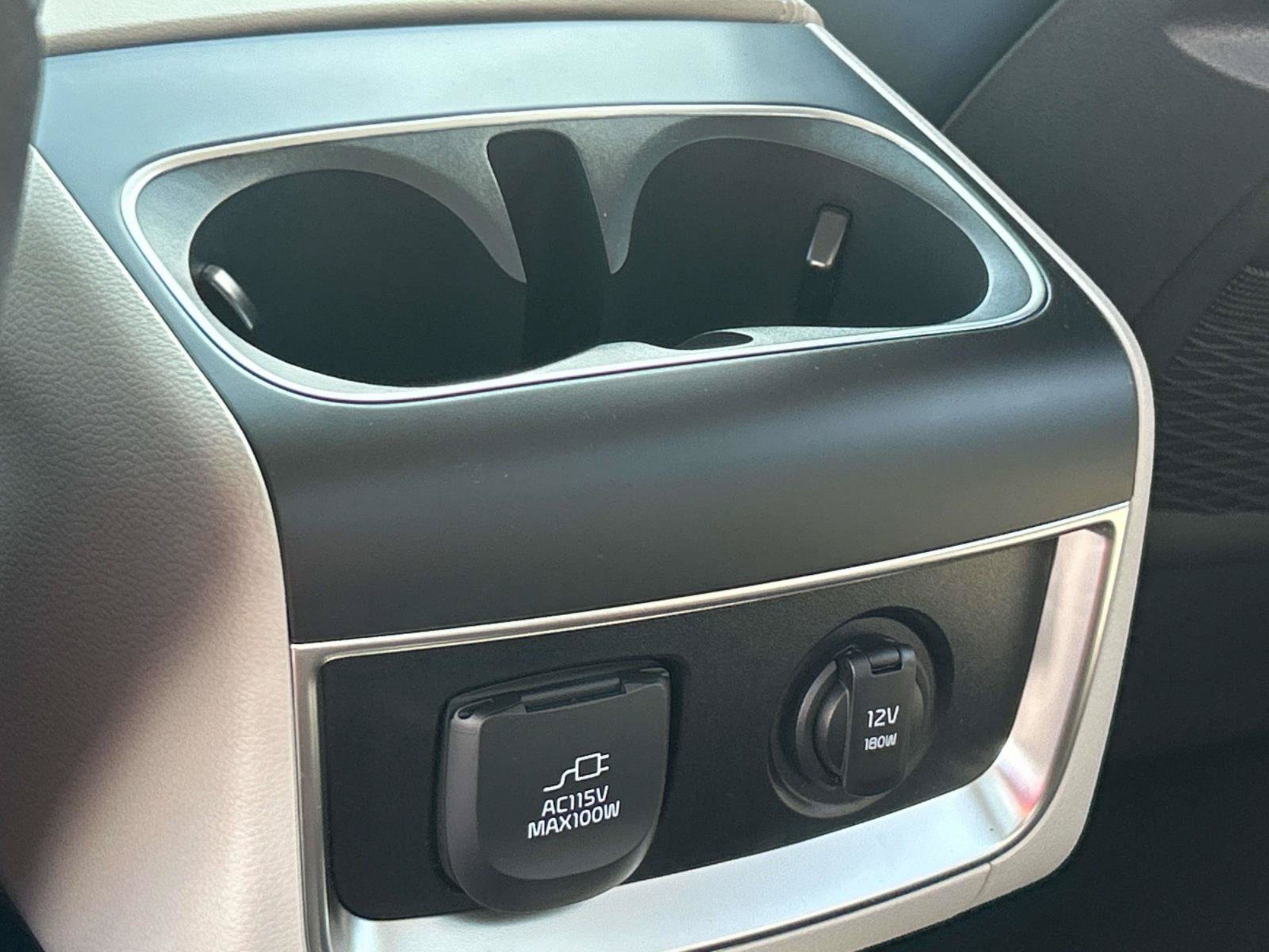 New 2027 Snow White Pearl Kia SX image 15