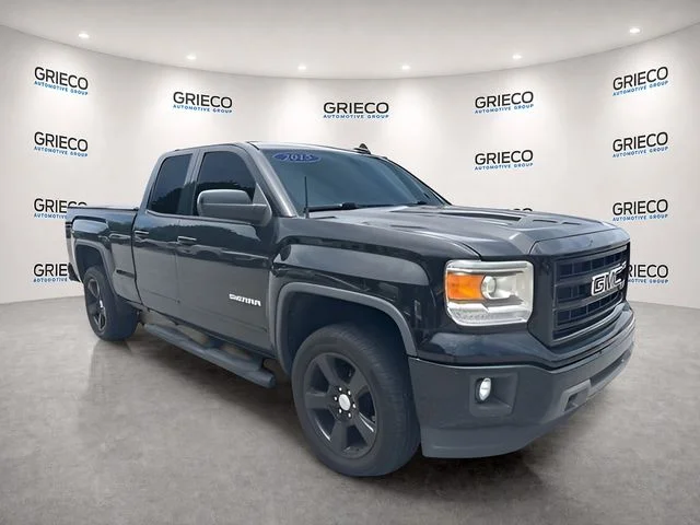 Used 2015 Black GMC Base image 1
