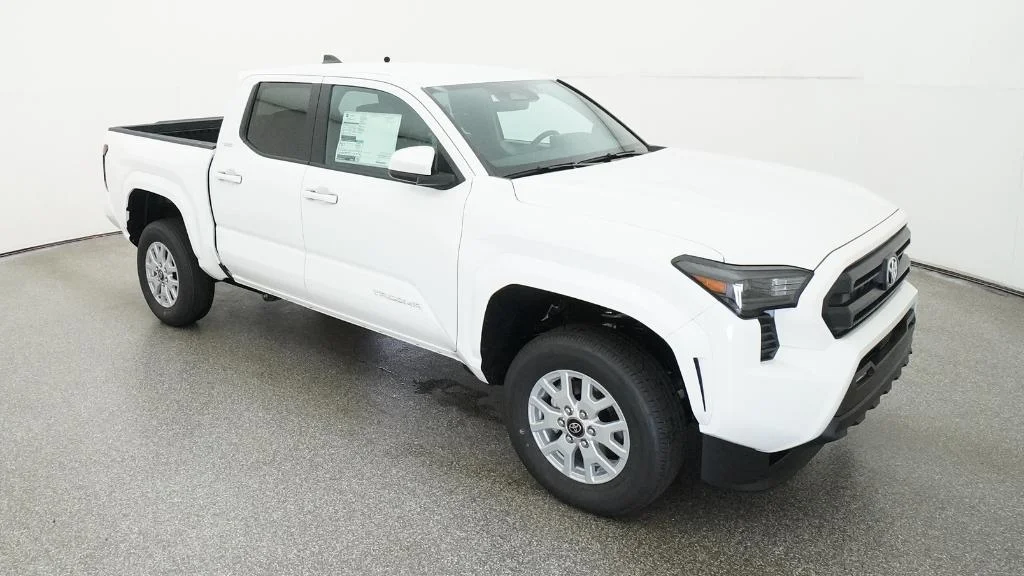 New 2026 Ice Cap Toyota SR5 image 21