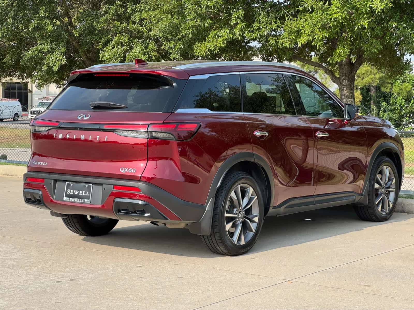 Certified Used 2024 Deep Bordeaux INFINITI LUXE image 5