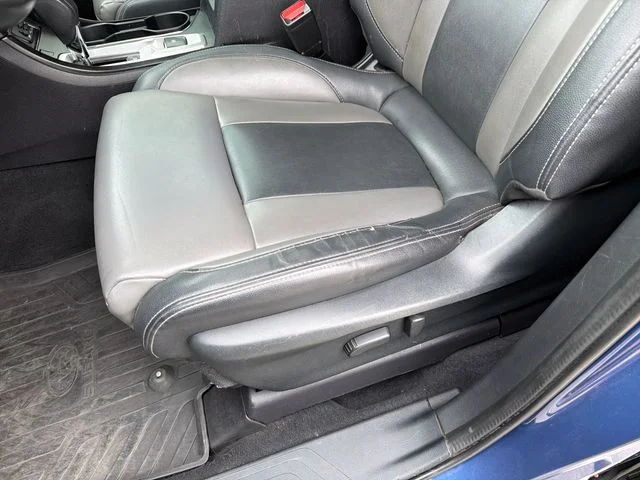 Used 2022 Blue Subaru Onyx Edition image 19