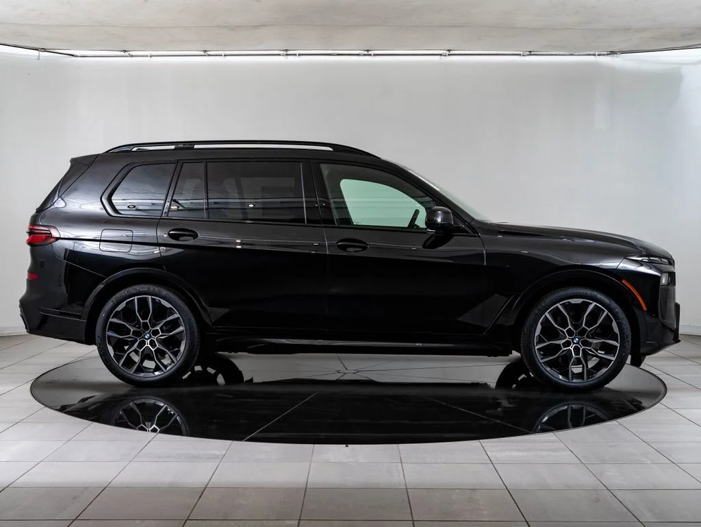 New 2027 Black Sapphire Metallic BMW xDrive40i image 11