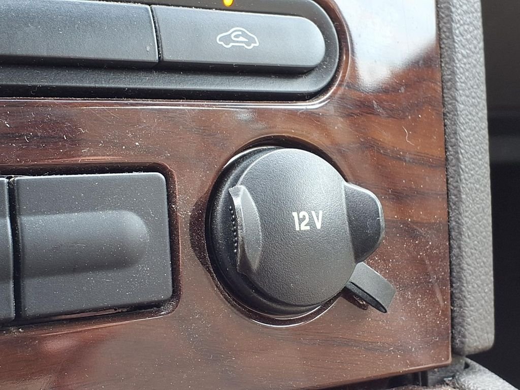 Used 2009 Silver Ford SE image 19
