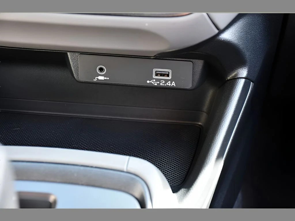 New 2026 CRYSTAL BLACK SILICA Subaru Base image 30
