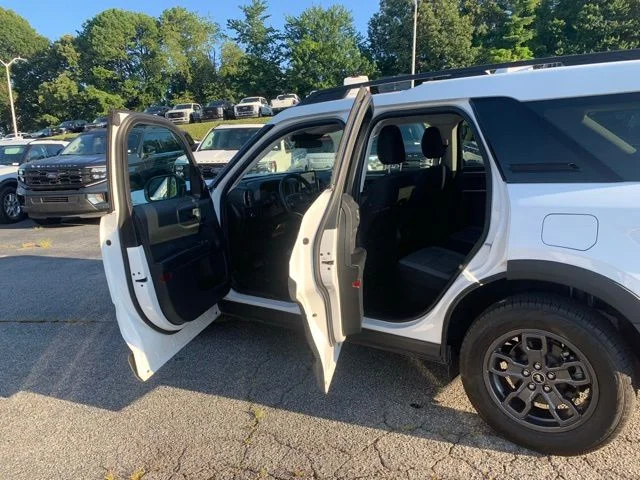 Used 2021 White Ford Big Bend image 18