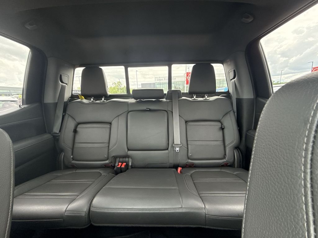 Used 2022 Red GMC Denali image 22