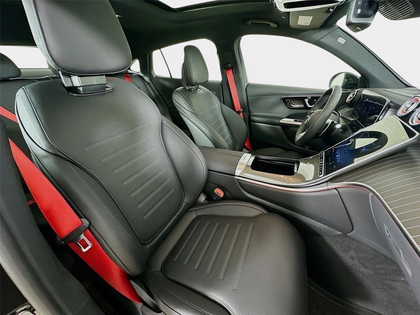 Used 2026  Mercedes-Benz GLC 43 AMG® image 35