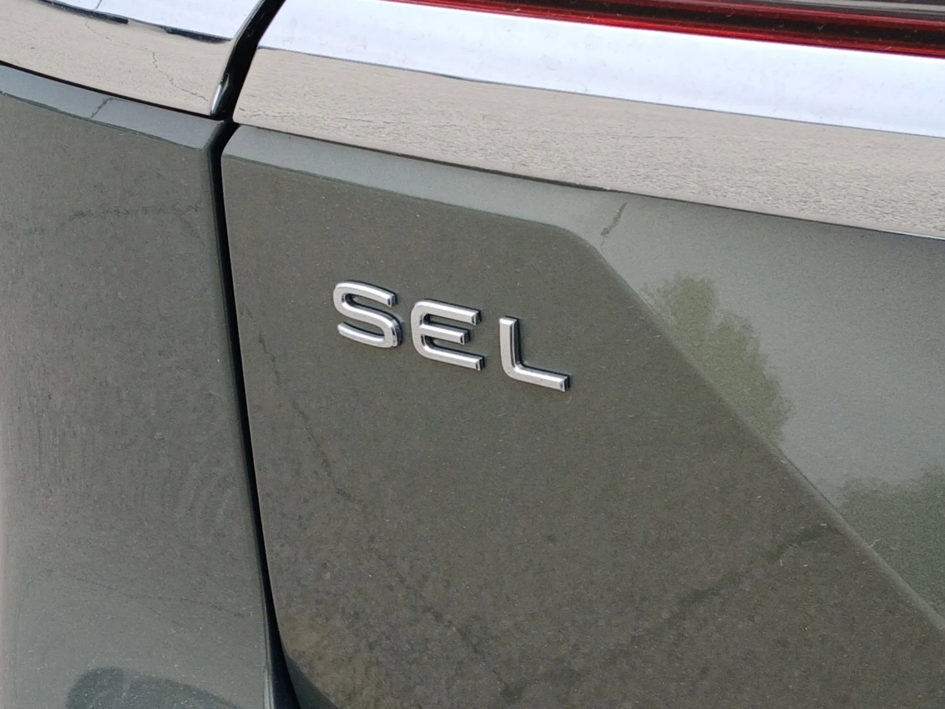 New 2026 Avocado Green Pearl Volkswagen 2.0T SEL Premium R-Line image 25