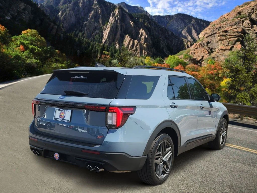 Used 2025 Blue Ford ST image 3