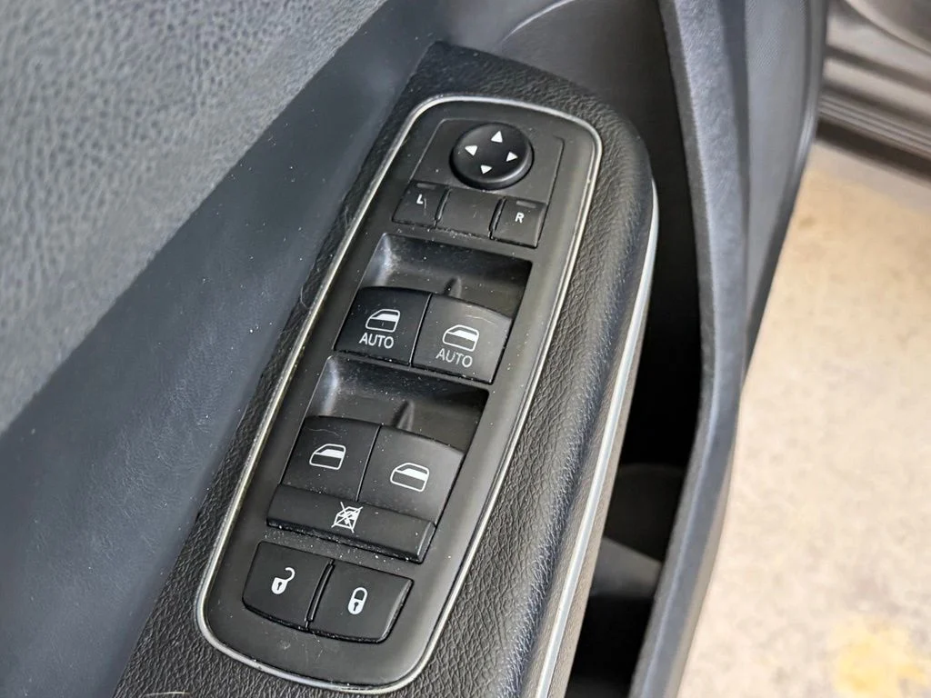Used 2019 Gray Chrysler Touring image 35