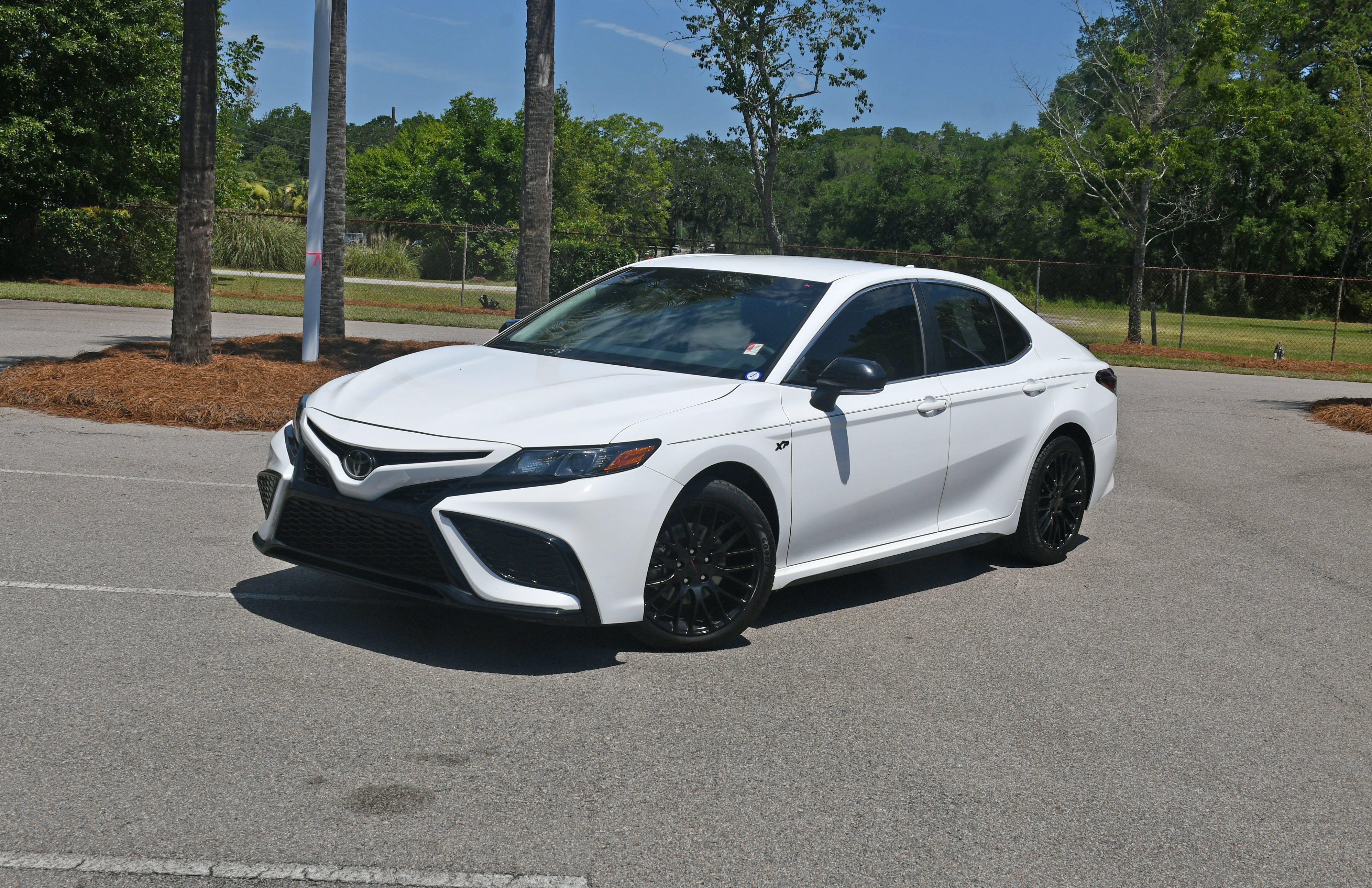 Used 2024 White Toyota SE image 6
