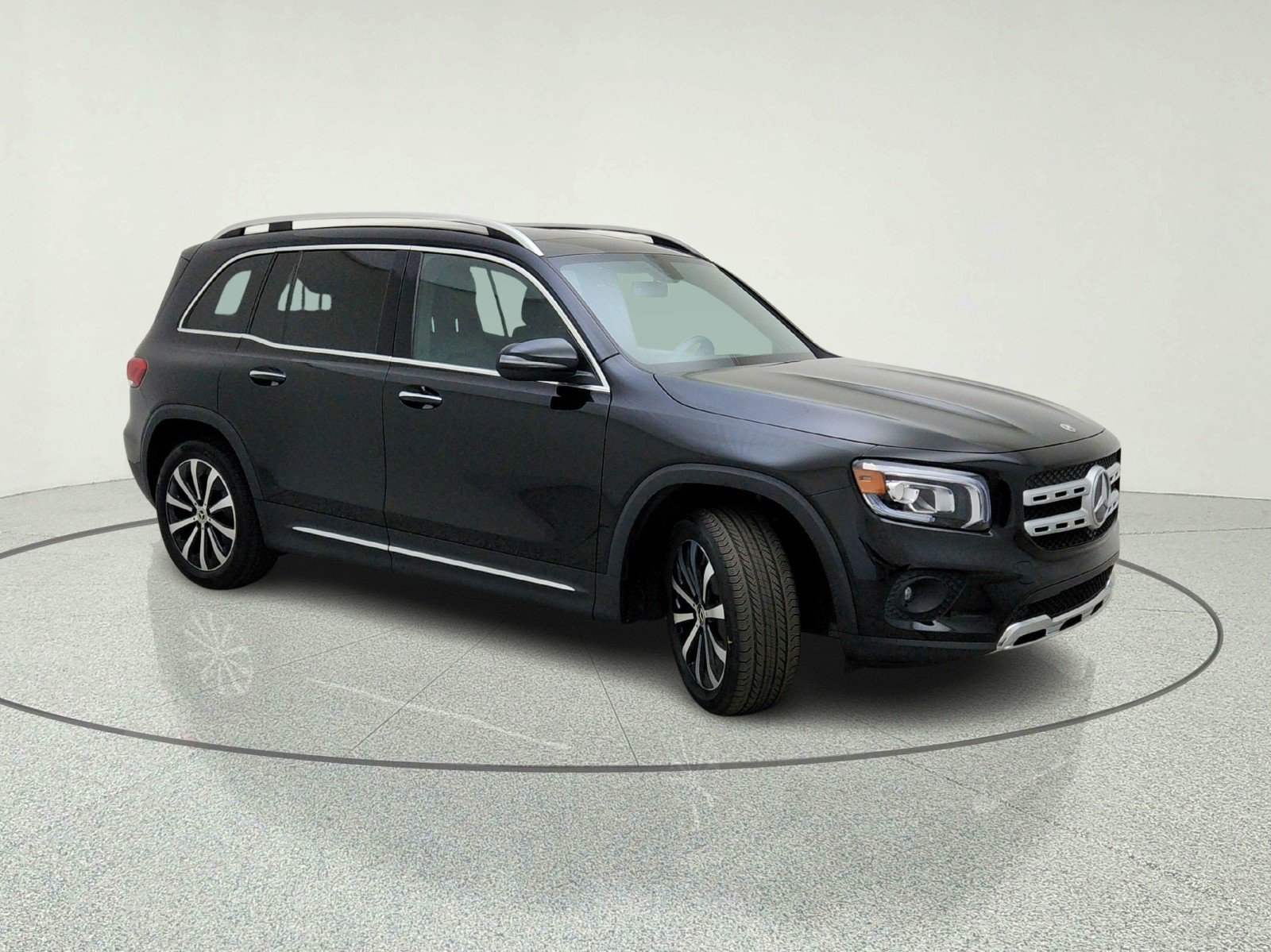 Certified Used 2023 Night Black Mercedes-Benz GLB 250 image 9
