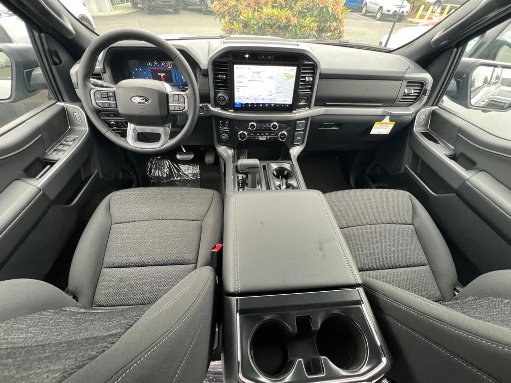New 2026 White Ford XLT image 17