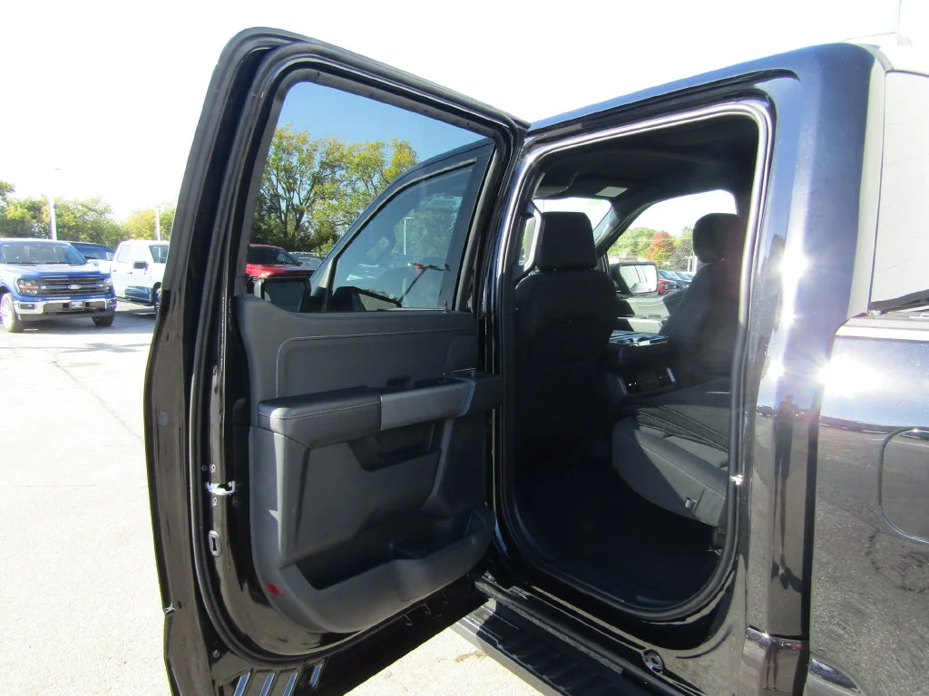 New 2026 Black Ford XLT image 22