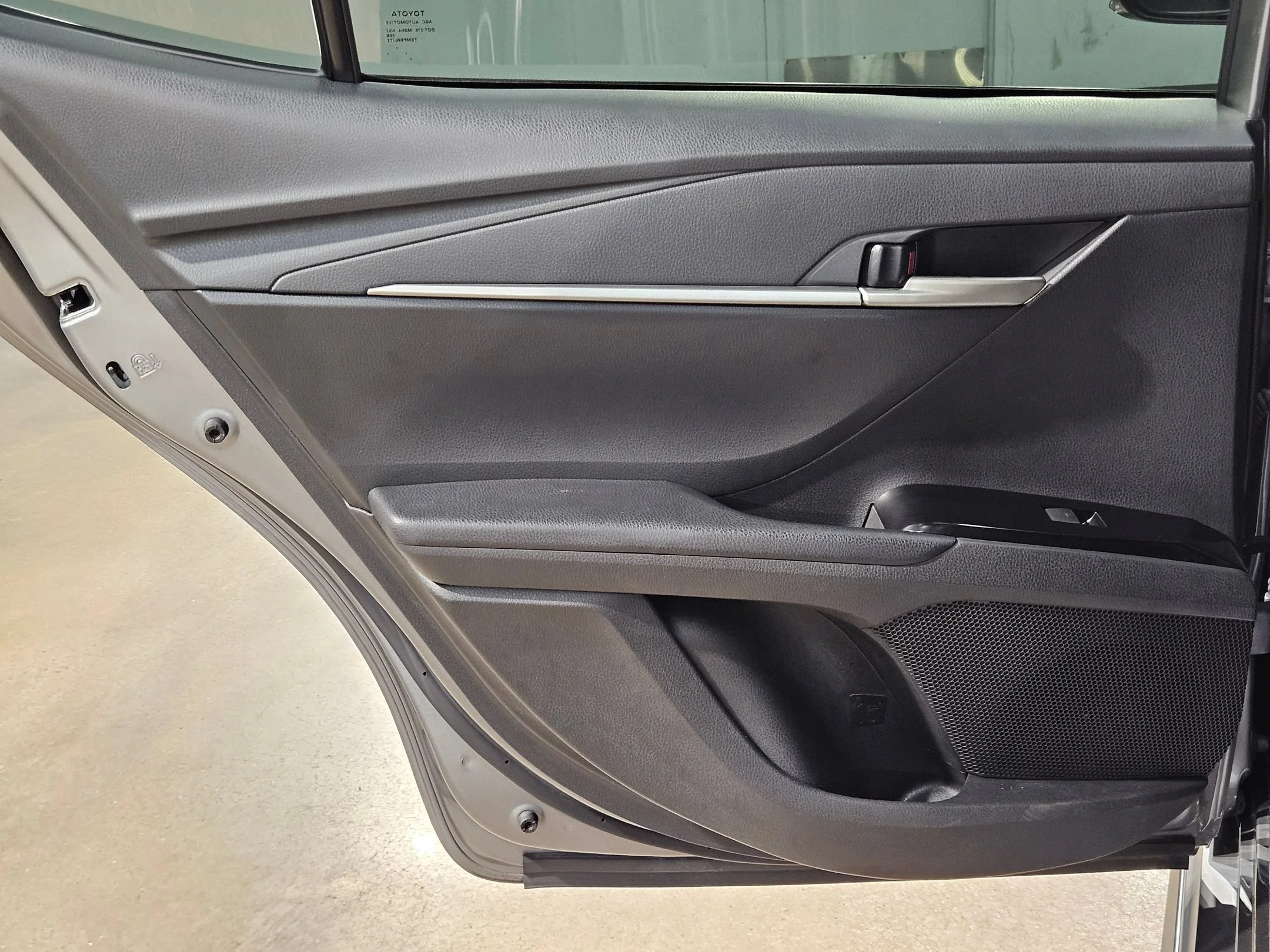 Used 2025 Heavy Metal Toyota SE image 34