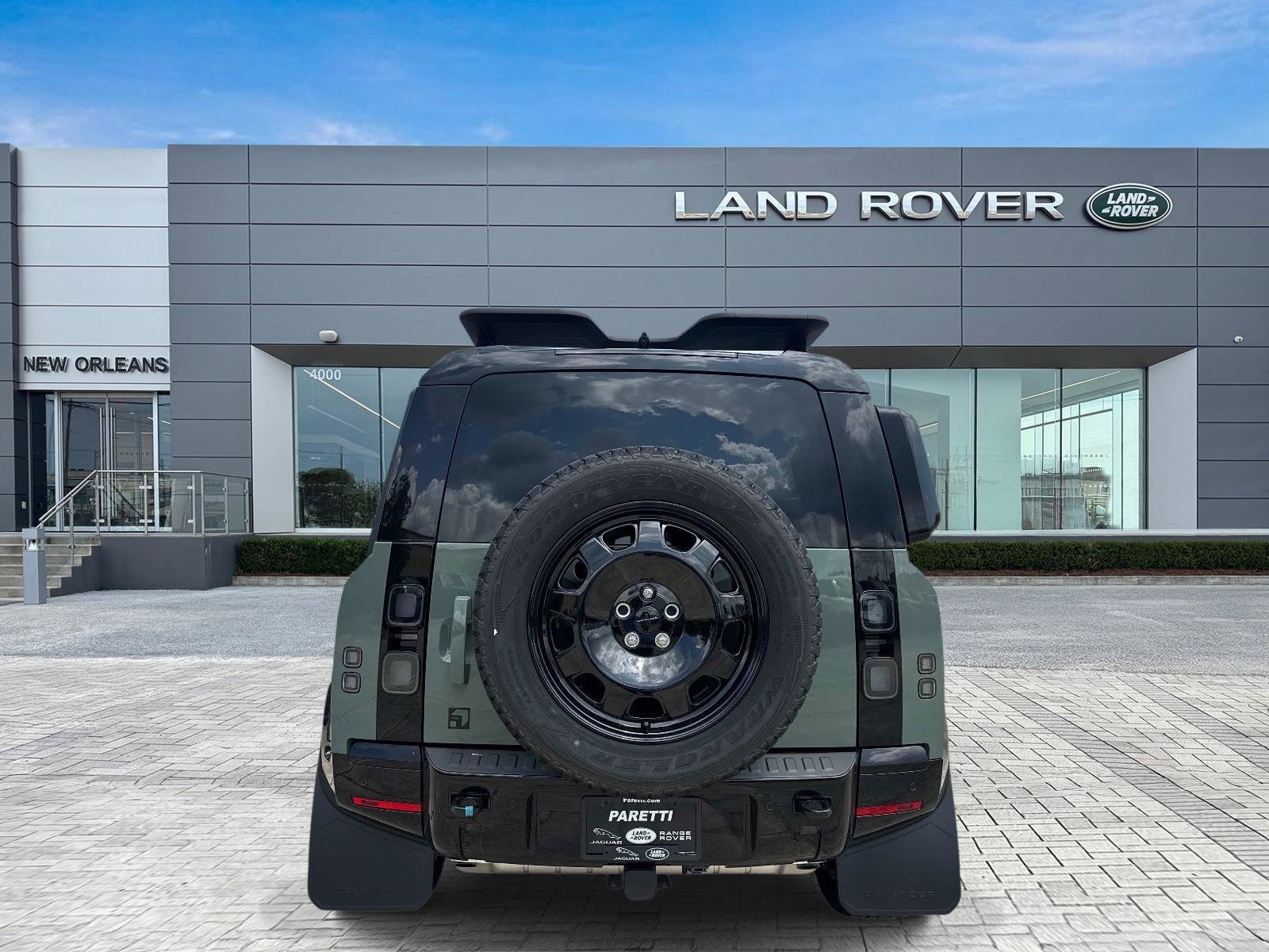 New 2026 Keswick Green Land Rover  image 6