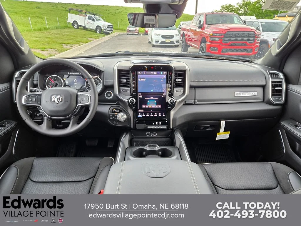 New 2026 Diamond Black Crystal Pearl-Coat Exterior Paint RAM Laramie image 15