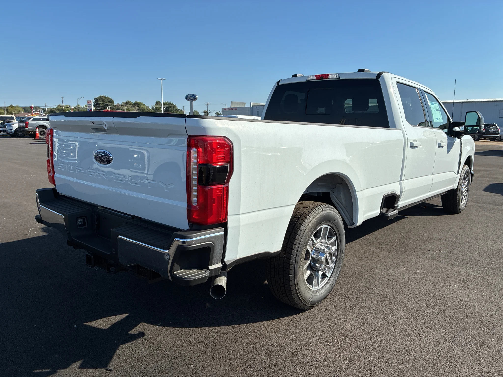 2026 Ford F-350 Super Duty Lariat - Photo 5