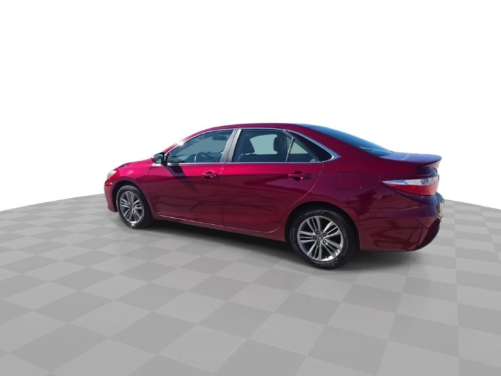 Used 2015 Red Toyota SE image 6