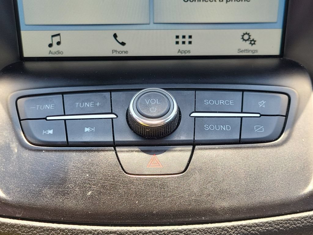 Used 2019 Black Ford SE image 27