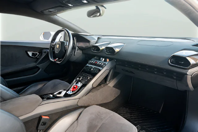 Used 2016  Lamborghini  image 33