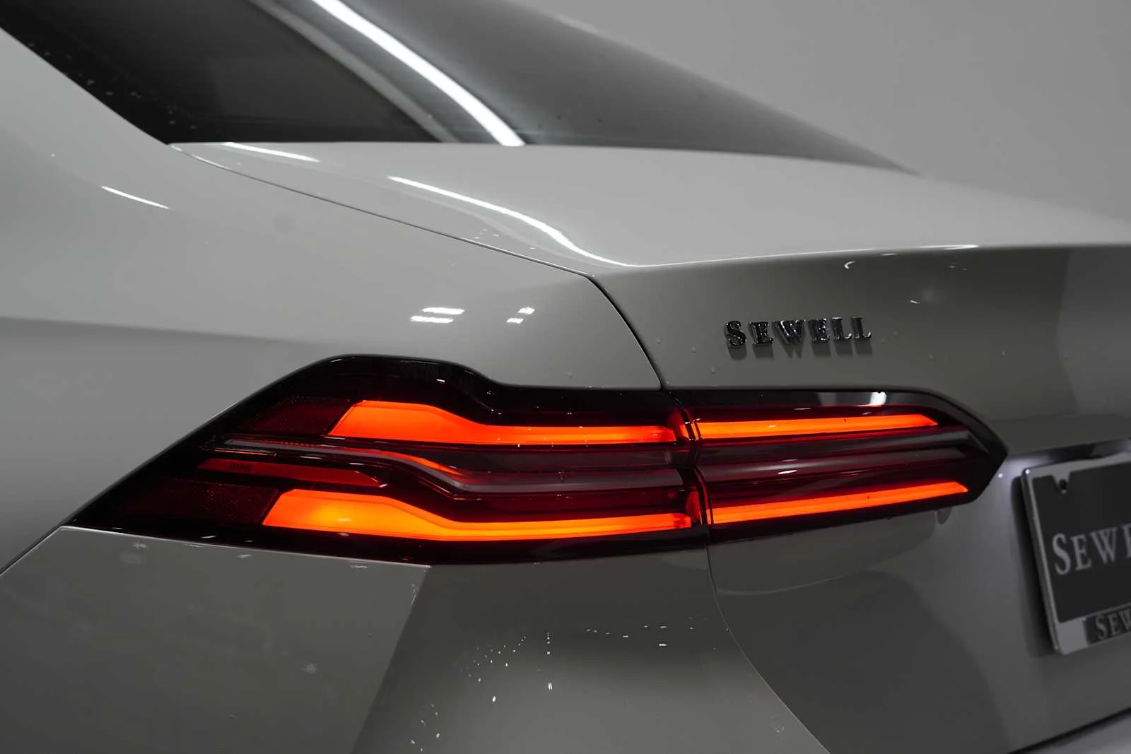 2026 BMW 5 Series 530i - Photo 8