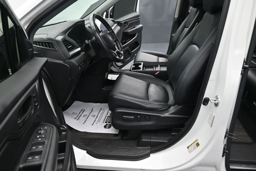 Used 2022  Honda EX-L image 16