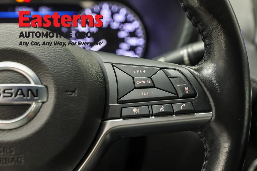 Used 2022 Black Nissan SV image 15