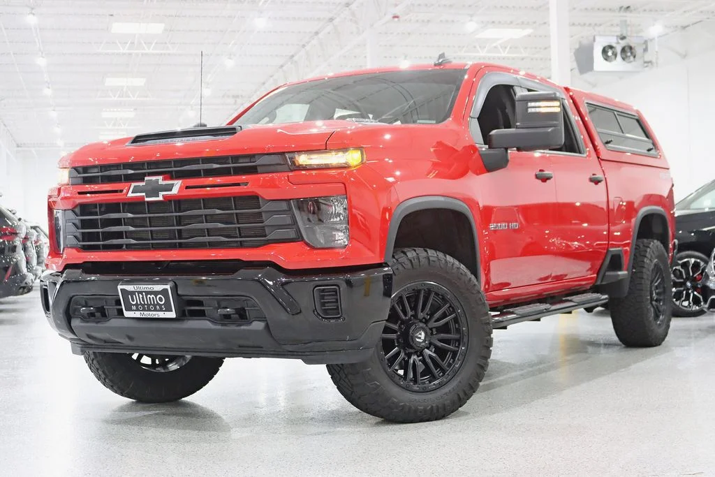 Used 2024 Red Chevrolet Custom image 6