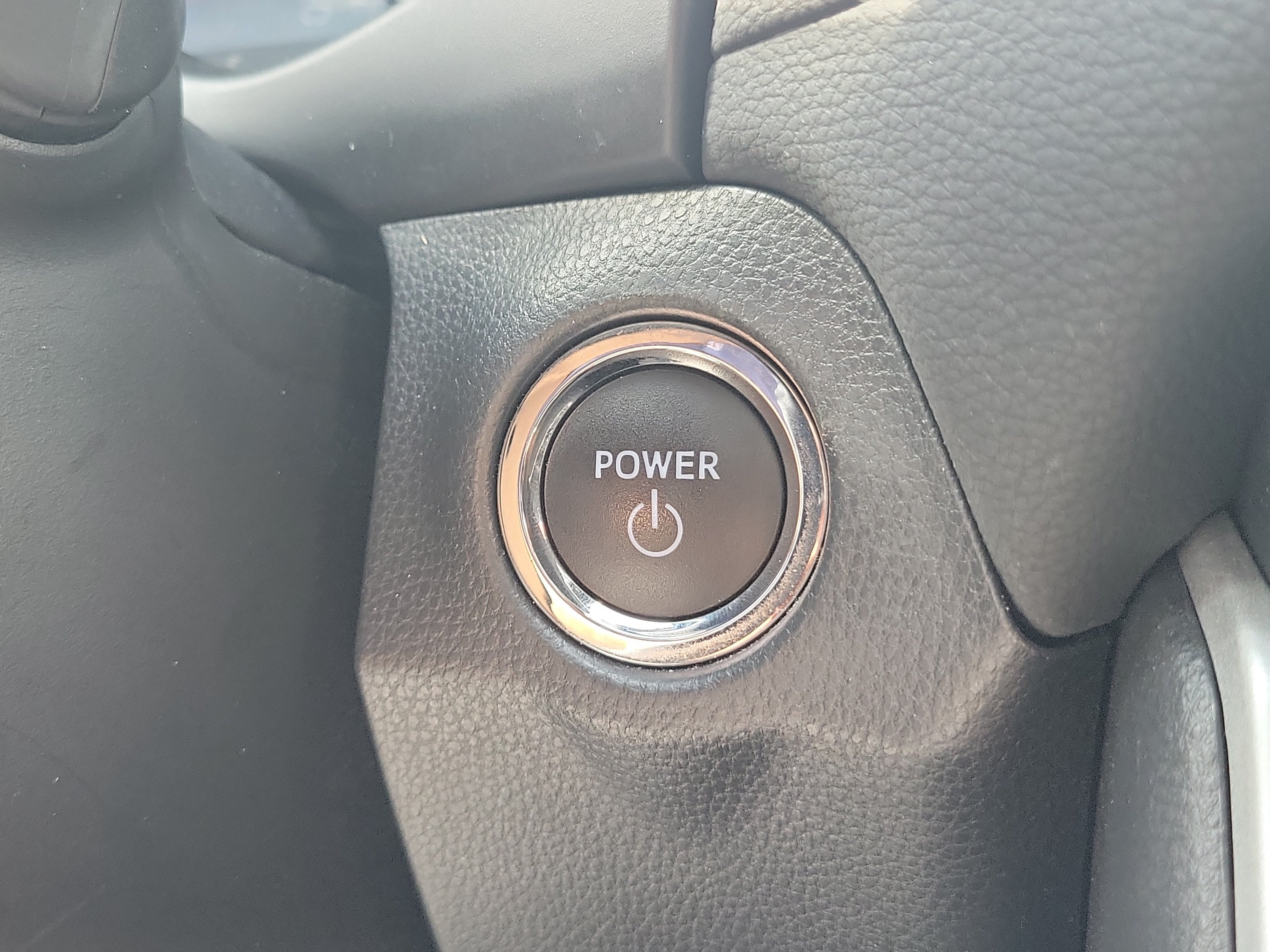 Used 2024 Ice Toyota Hybrid XLE image 30