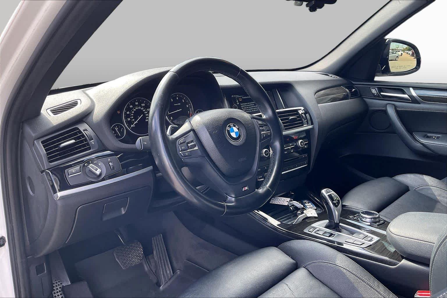Used 2015 Alpine White BMW xDrive28i image 18