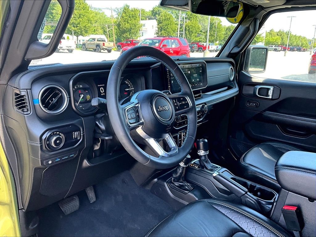 Used 2024 Green Jeep High Altitude 4xe image 8