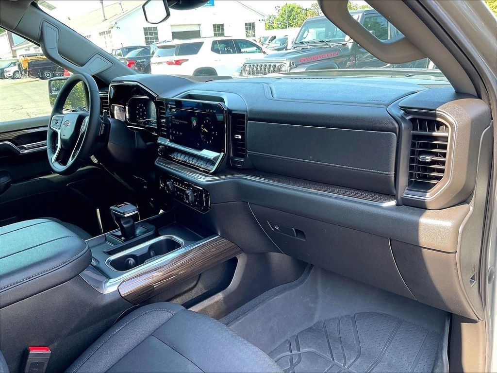 Used 2023 Gray Chevrolet RST image 14