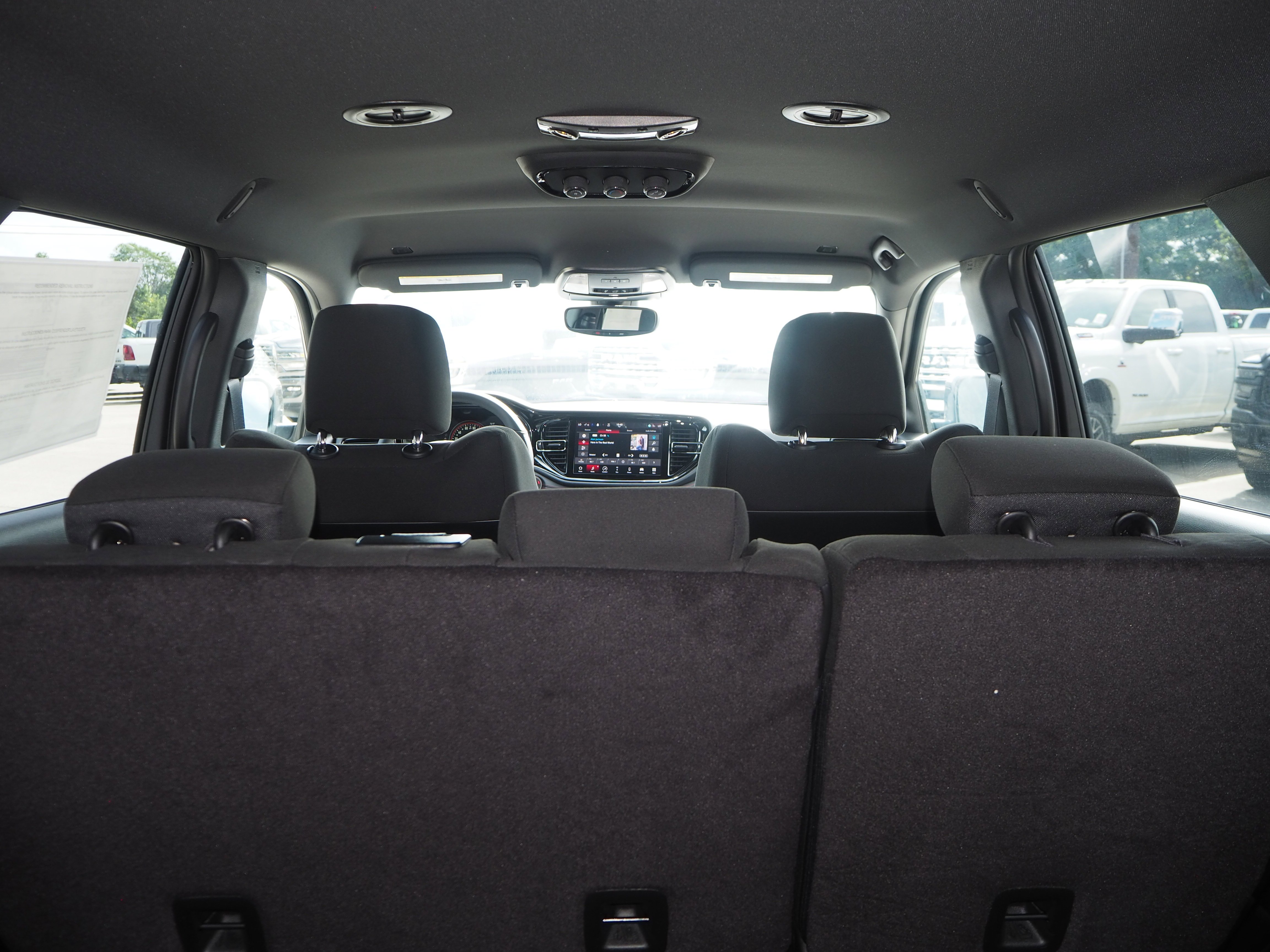 2025 Dodge Durango GT photo 2