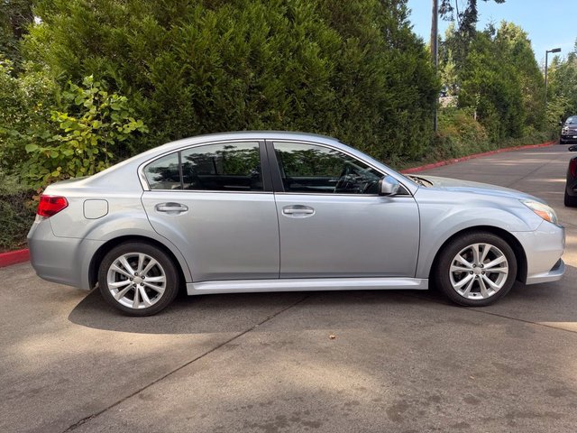 2013 Subaru Legacy 2.5i