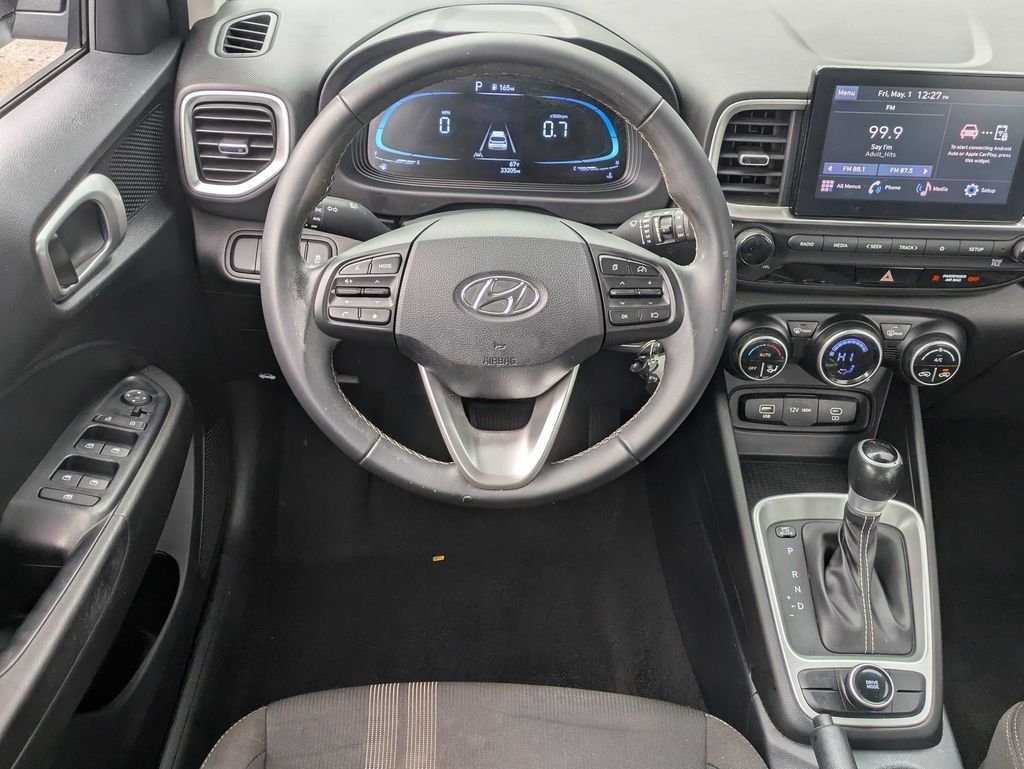 Used 2023 Silver Hyundai SEL image 29