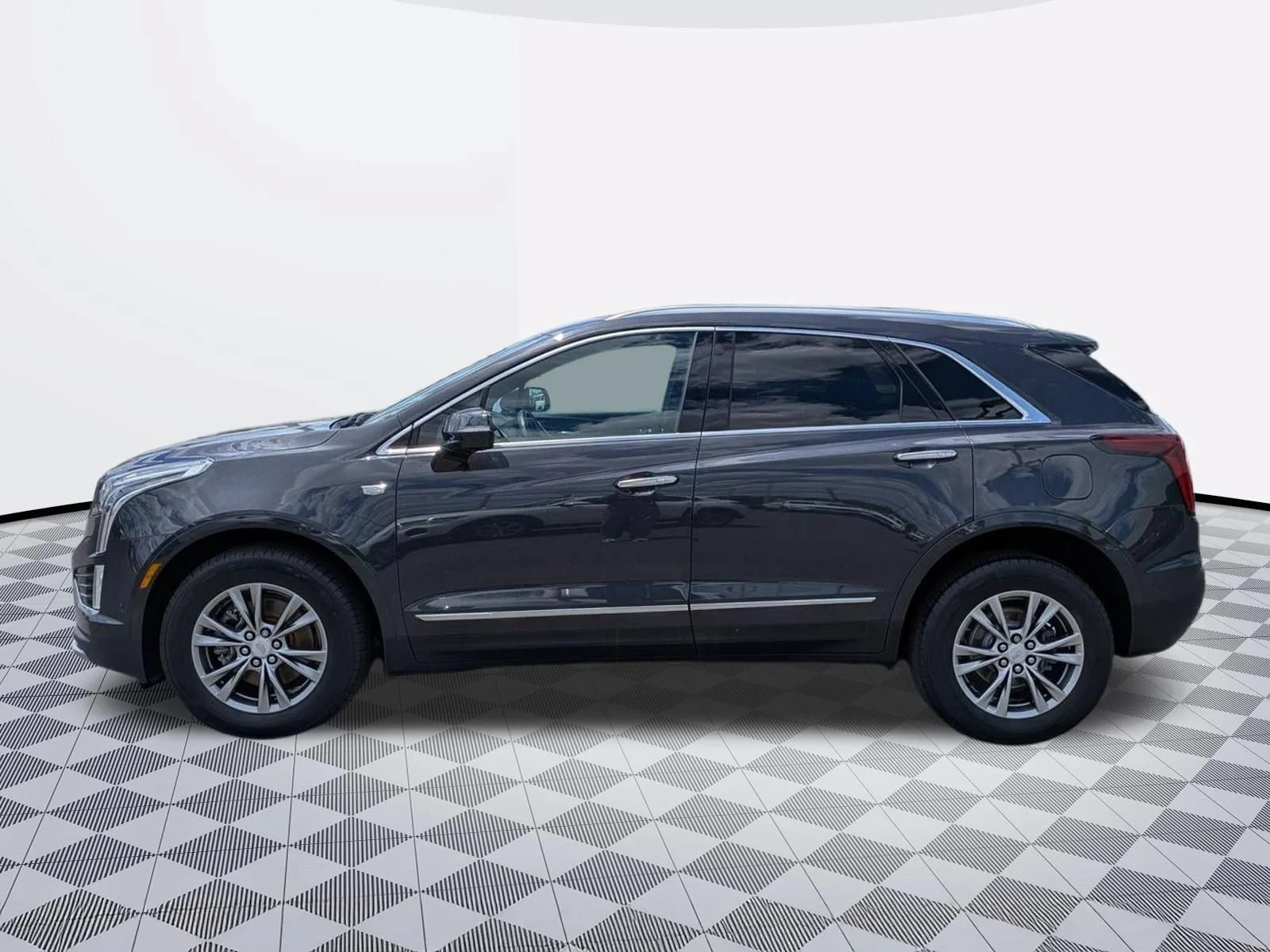 Used 2022 Wilder Metallic Cadillac AWD Premium Luxury image 8