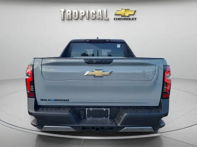 New 2026 Slate Gray Metallic Chevrolet LT - Extended Range image 3