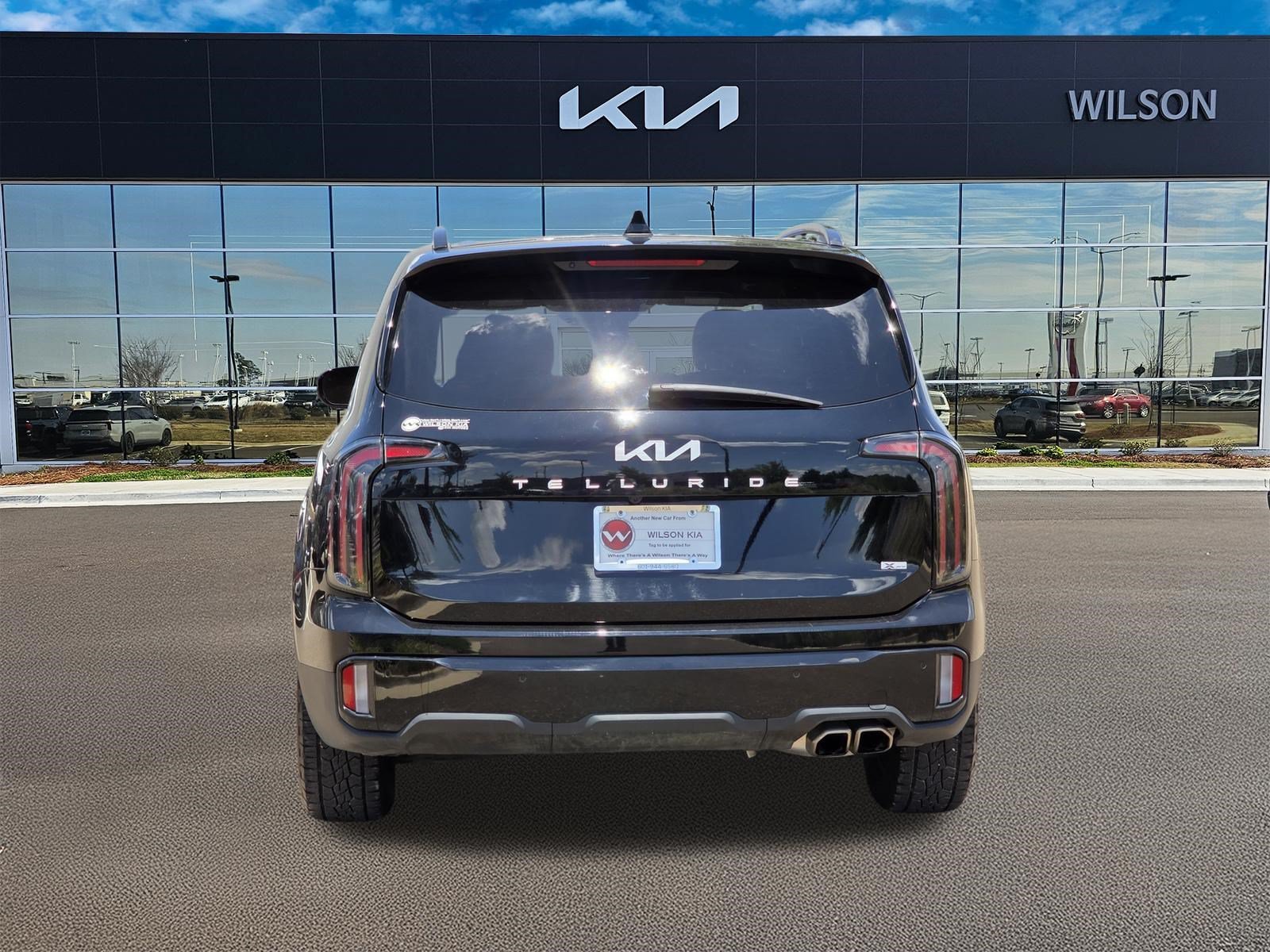 Certified Used 2024 Ebony Black Kia SX Prestige X-Pro image 5