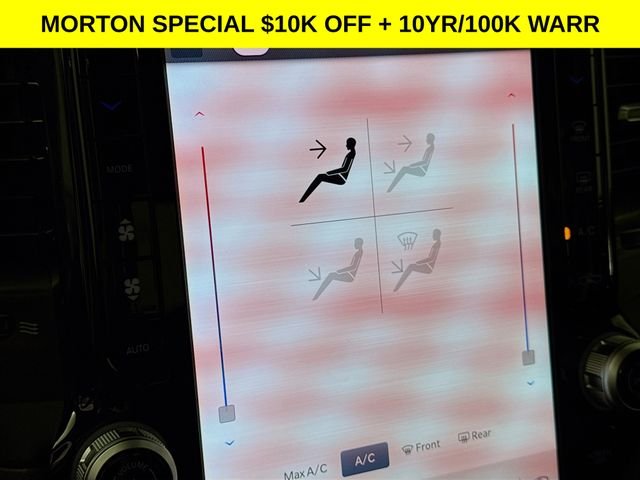 New 2026 Diamond Black Crystal Pearl-Coat Exterior Paint Ram Tradesman image 16
