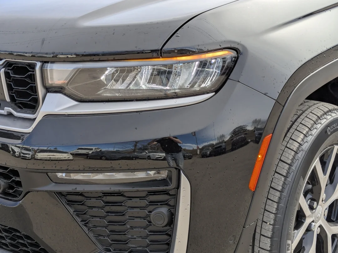 New 2026 Black Jeep Limited - - 4x4 - Panoramic Sunroof - Luxury Tech II - 9 Amplified Speakers - Remote Start & More! image 10