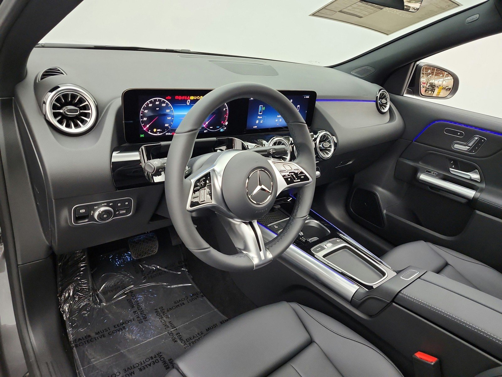 New 2026 Mountain Grey Metallic Mercedes-Benz GLA 250 SUV image 9