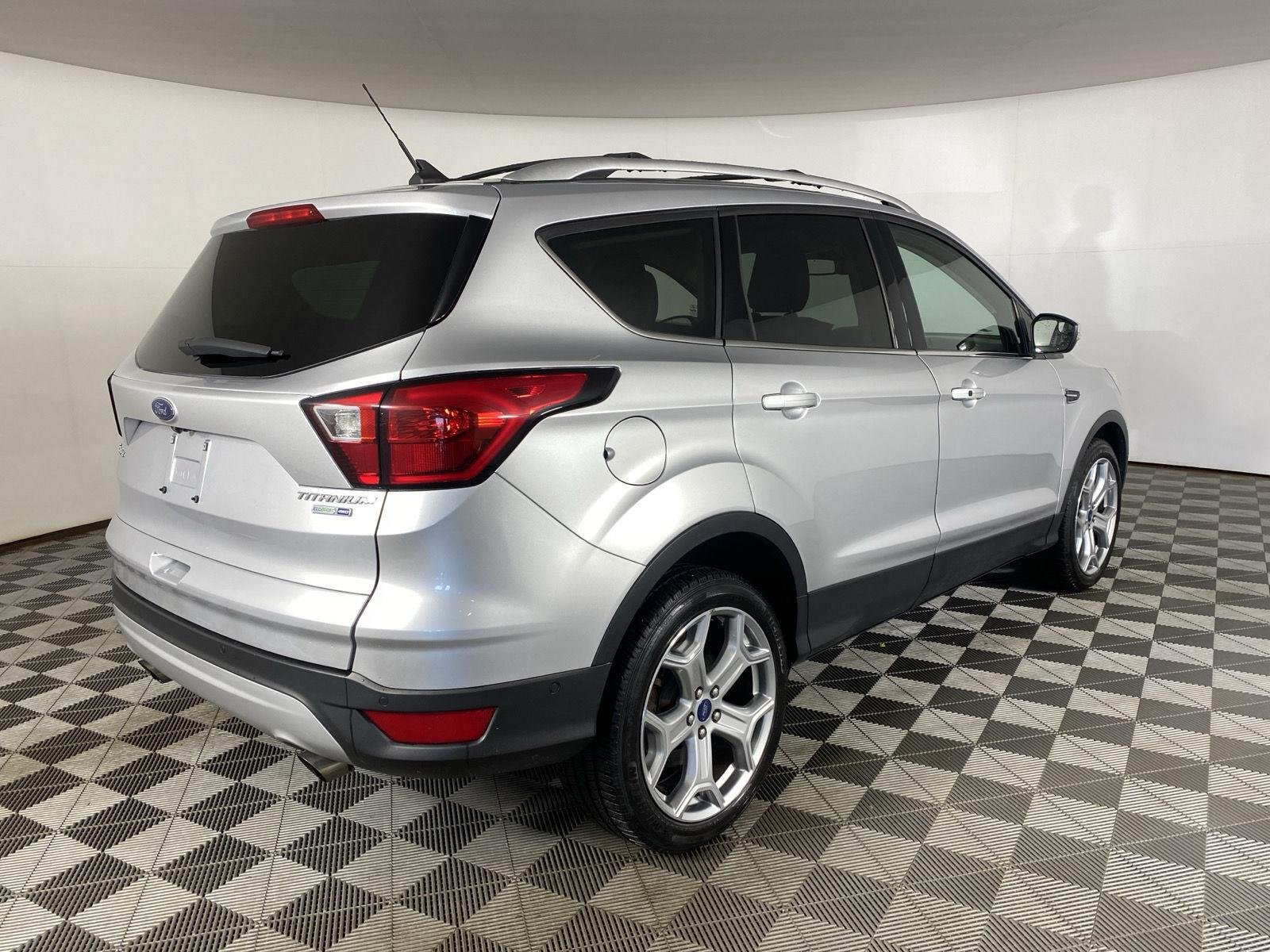 Used 2019 Ingot Silver Ford Titanium image 7