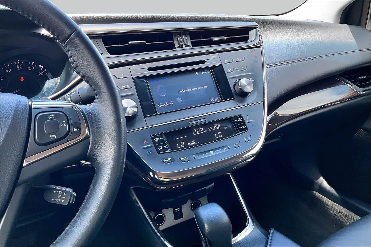 Used 2015 Celestial Silver Metallic Toyota XLE image 7