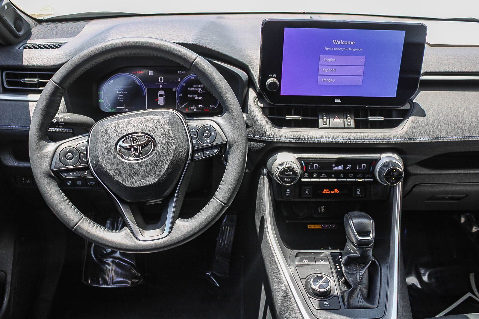 Certified Used 2025 Wind Chill Pearl/Black Toyota Hybrid XSE image 14