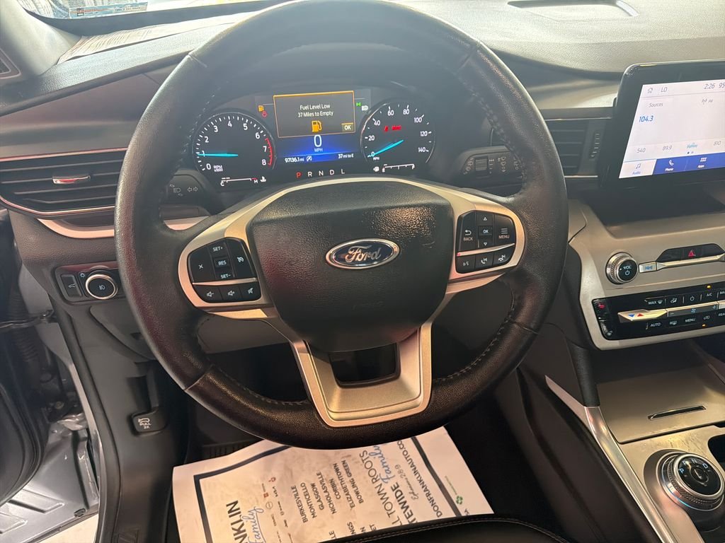 Used 2023 Gray Ford XLT image 16