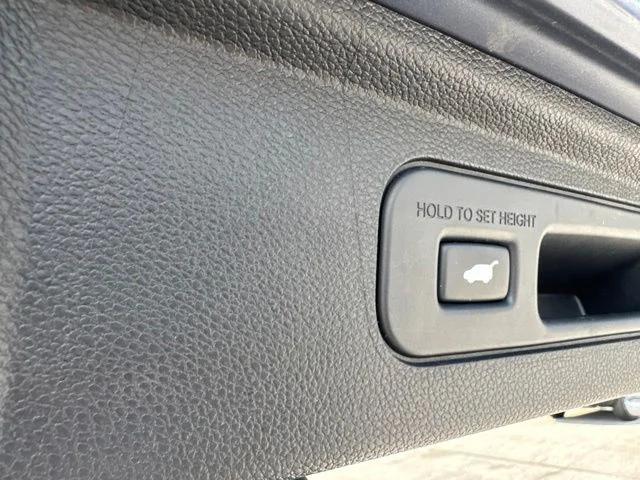 Used 2025  Honda EX-L image 10