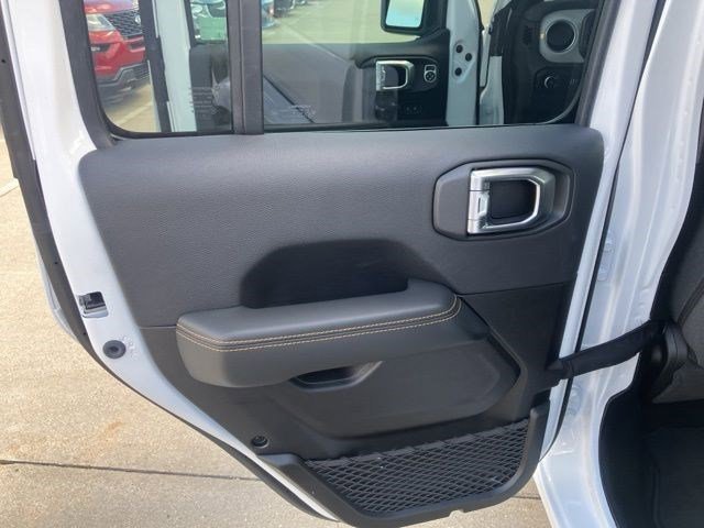 Certified Used 2025 Bright White Clearcoat Jeep Sahara image 20